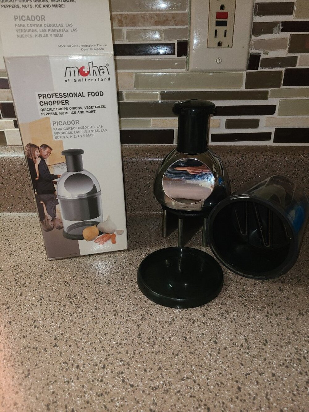 VTG Moha of Switzerland Food Chopper AH-2011 with Box Vegetables Nuts Ice ++++